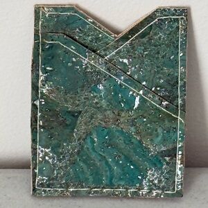 Green and Silver Card a Holder